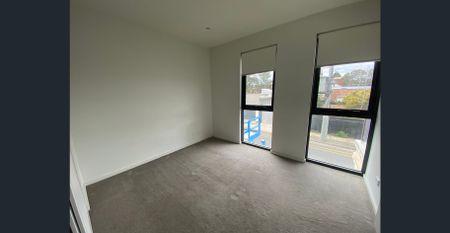 Two Bedroom Apartment in Ascot Vale - Photo 3