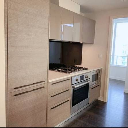 **Gold House**2BR 2BATH at Heart of Metrotown - Photo 3