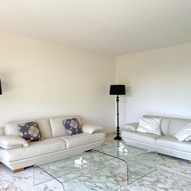 Location Appartement 2 pièces Meublé 74m² ROQUEBRUNE CAP MARTIN 06190 - Photo 1