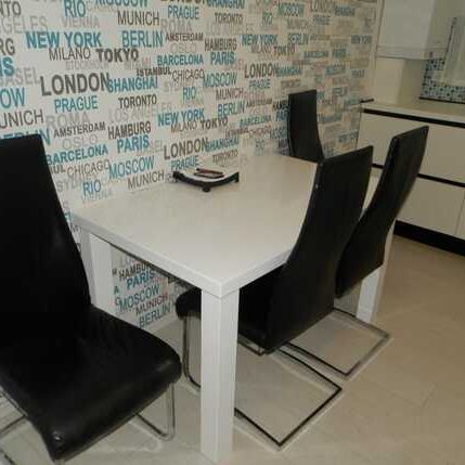 3 camere, decomandat, 80 mp, prima inchiriere, 2 parcari, zona strazii Sub Cetate - Photo 1