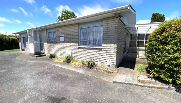 Tidy Two Bedroom Brick Unit - Photo 1