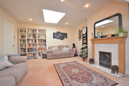 Vancouver Road, London, SE23 - Photo 2