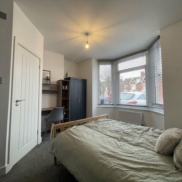 6 bedroom house share to rent - Photo 1