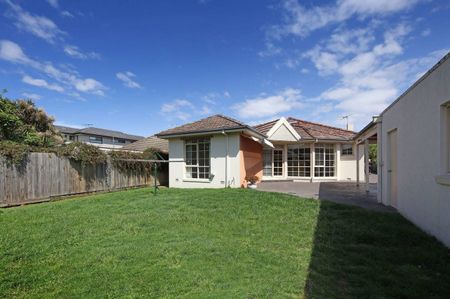 35 McArthur Street, Bentleigh - Photo 5