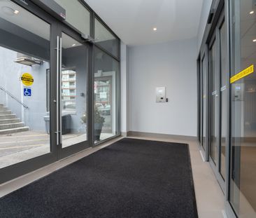 730 St Clarens Avenue - Photo 3