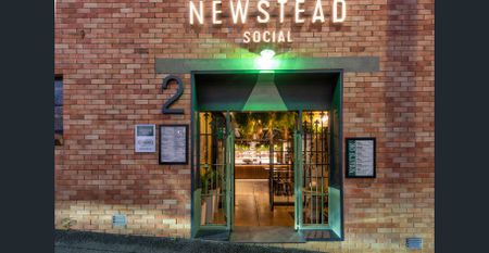 FURNISHED, SHORT TERM RENTAL -MAXIMUM 3 MONTH STAY - Photo 2