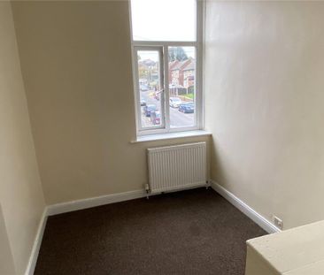 2 bedroom end of terrace house to rent - Photo 6