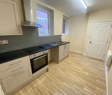 Studio flat to rent on - Photo 5