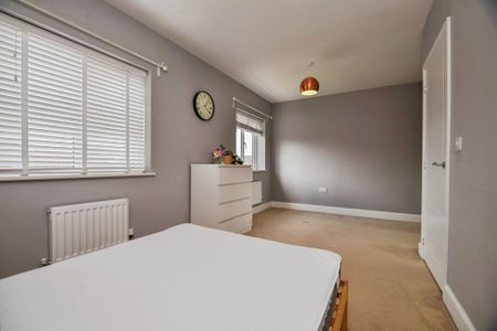 3 bedroom property to rent - Photo 3