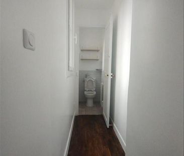 2 pièces - 37,05 m² - 1er étage - Colocation non autorisée - Photo 1