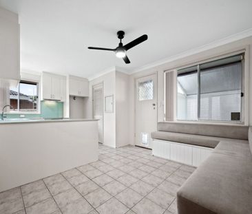 Spacious Family Home in a Quiet Cul-de-Sac - Photo 6