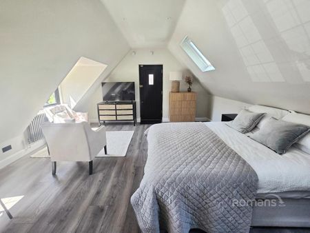 Studio to rent - Photo 2