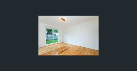 Simple Three Bedroom Home Right On Princes Hwy. - Photo 5