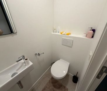 Appartement met 2 slaapkamers en garage te huur in het centrum van ... - Foto 3