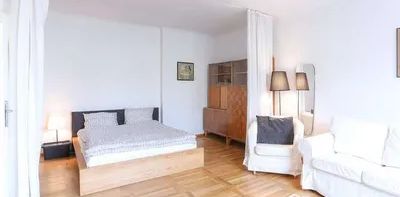 Zentrale und ruhige Wohnung - Foto 2