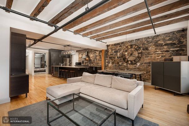 Condo for rent in Old Montreal | Furnished and equipped - Photo 1