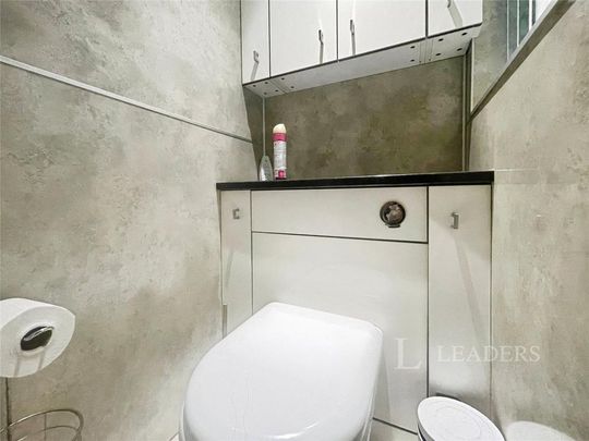 House share to rent - Photo 1