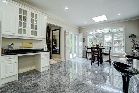 For Lease - 286 Hillcrest Avenue, Toronto, Ontario - Photo 5