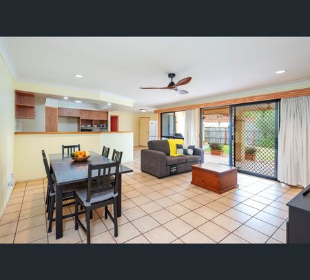 12 Cameron Court, Daisy Hill, Qld 4127 - Photo 3