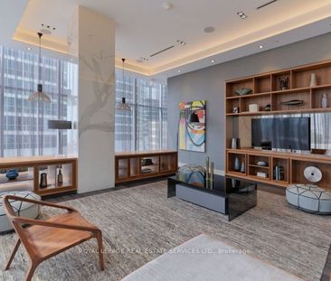 For Lease - 10 York Street Unit# 5001, Toronto, Ontario - Photo 2