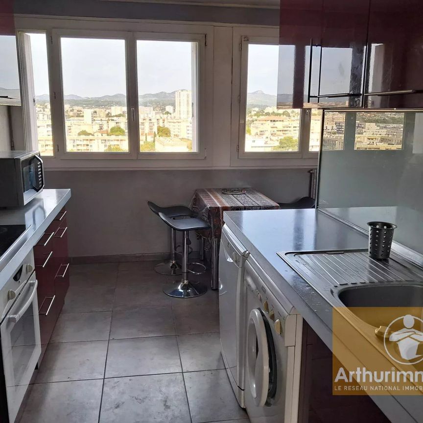 Location Appartement 4 pièces 87 m2 à Marseille 10 - Photo 1