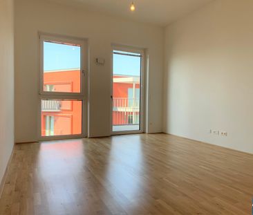 Perfekt geschnittene 2-Zimmer-Wohnung mit großem Balkon an der Lände! - Photo 1