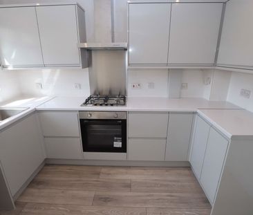 Lakeland Crescent, Bury - Photo 2