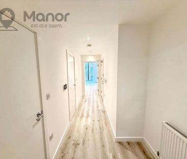 Glindoni Apartments, Frogley Park, Barking, IG11 - Photo 3