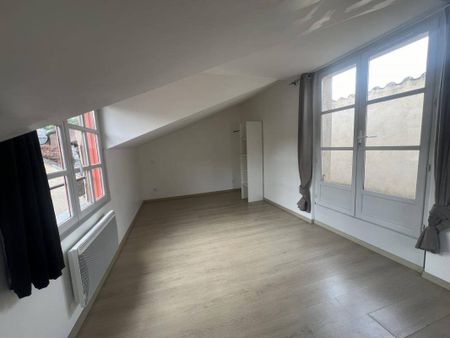Location appartement t2 33 m² à Villefranche-de-Rouergue (12200) La Bastide - Photo 3