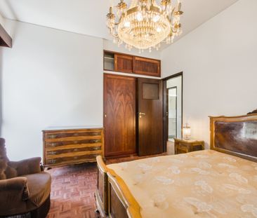 Apartamento T2+1 para arrendamento sem móveis no Restelo, Belém - Photo 2