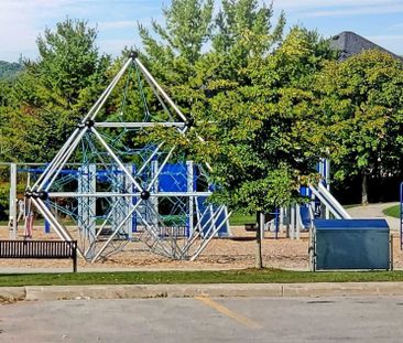 For Lease - 739 Joe Persechini Drive, Newmarket, Ontario - Photo 3