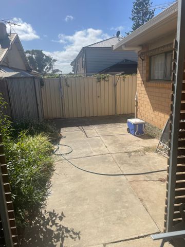 Henley Beach - Photo 4