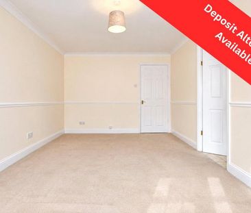 Frazer Close, Romford, Essex, RM1 - Photo 1