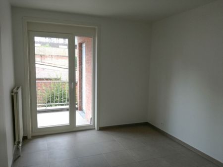 WETTEREN - Gerenoveerd appartement in het centrum - Photo 2