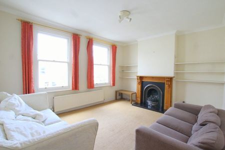 2 Bedroom Split Level Maisonette, Russell Road, Wimbledon - Photo 5