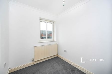 2 bedroom house to rent Bolton Road, Ashton-In-Makerfield, Wigan, WN4 - Photo 3