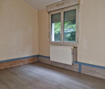 Location Appartement 2 pièces 53m² BARENTIN 76360 - Photo 2