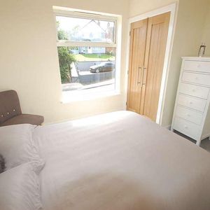 Heath Road, Burton Upon Trent, Stapenhill, DE15 - Photo 2