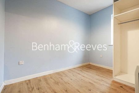 Pier Way, Woolwich, SE28 - Photo 5