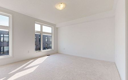 For Lease - 7 Bateson Street, Ajax, Ontario - Photo 3