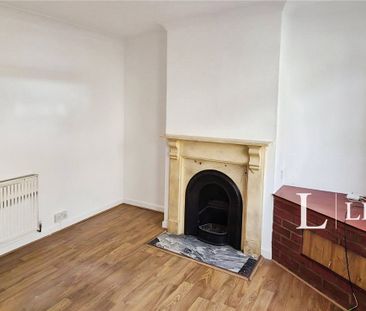 2 bedroom house to rent Alma Road, Lowestoft, Suffolk, NR32 - Photo 3