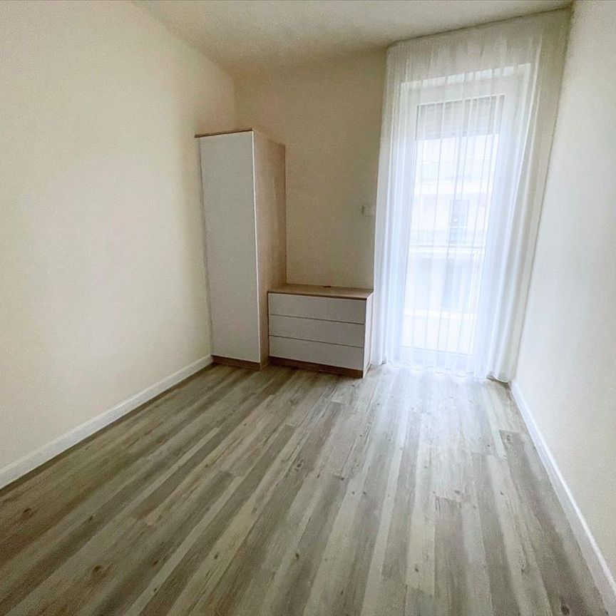 Kiadó újszerű állapotú lakás - Győr - Fotó 1