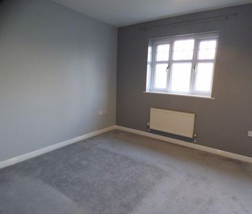 3 bedroom terraced house to rent - Photo 6