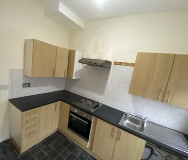 3 Bed Terraced House, Albemarle Road, CH44 - Photo 1