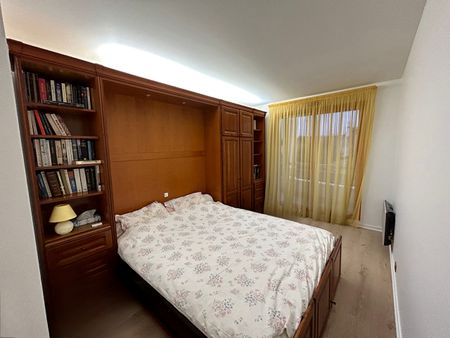 Apartment - Photo 3