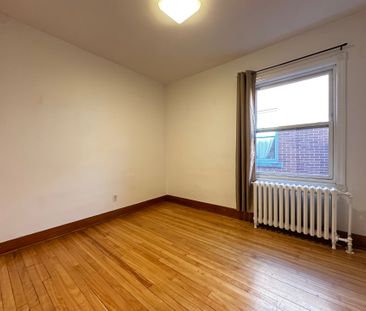 2490 Rue Sherbrooke E., Montréal (Ville-Marie), QC H2K - Photo 4