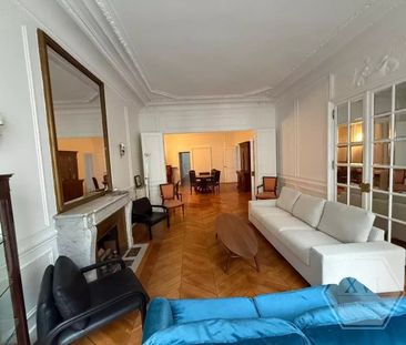 Appartement • Porte Dauphine, Paris 16ème - Photo 4