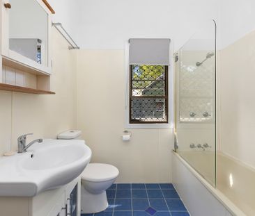 9 Northcote Street, East Ipswich QLD 4305 - House For Rent | Domain - Photo 3