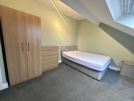 Victoria Road (room 4), Morley, Leeds - Photo 4