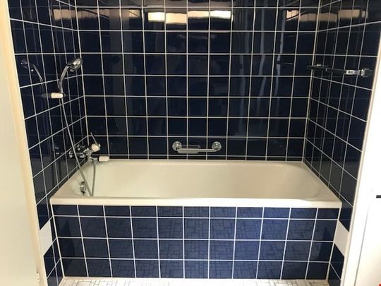 "möbl. Zimmer mit TV, WLAN etc. im Zentrum von Altdorf zu vermieten" - Foto 1